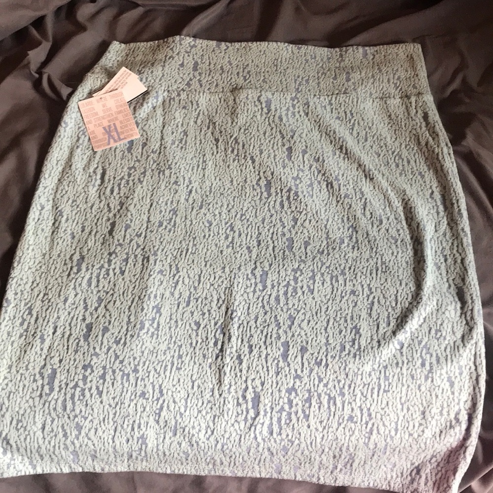 LULAROE XL Cassie skirt BRAND NEW